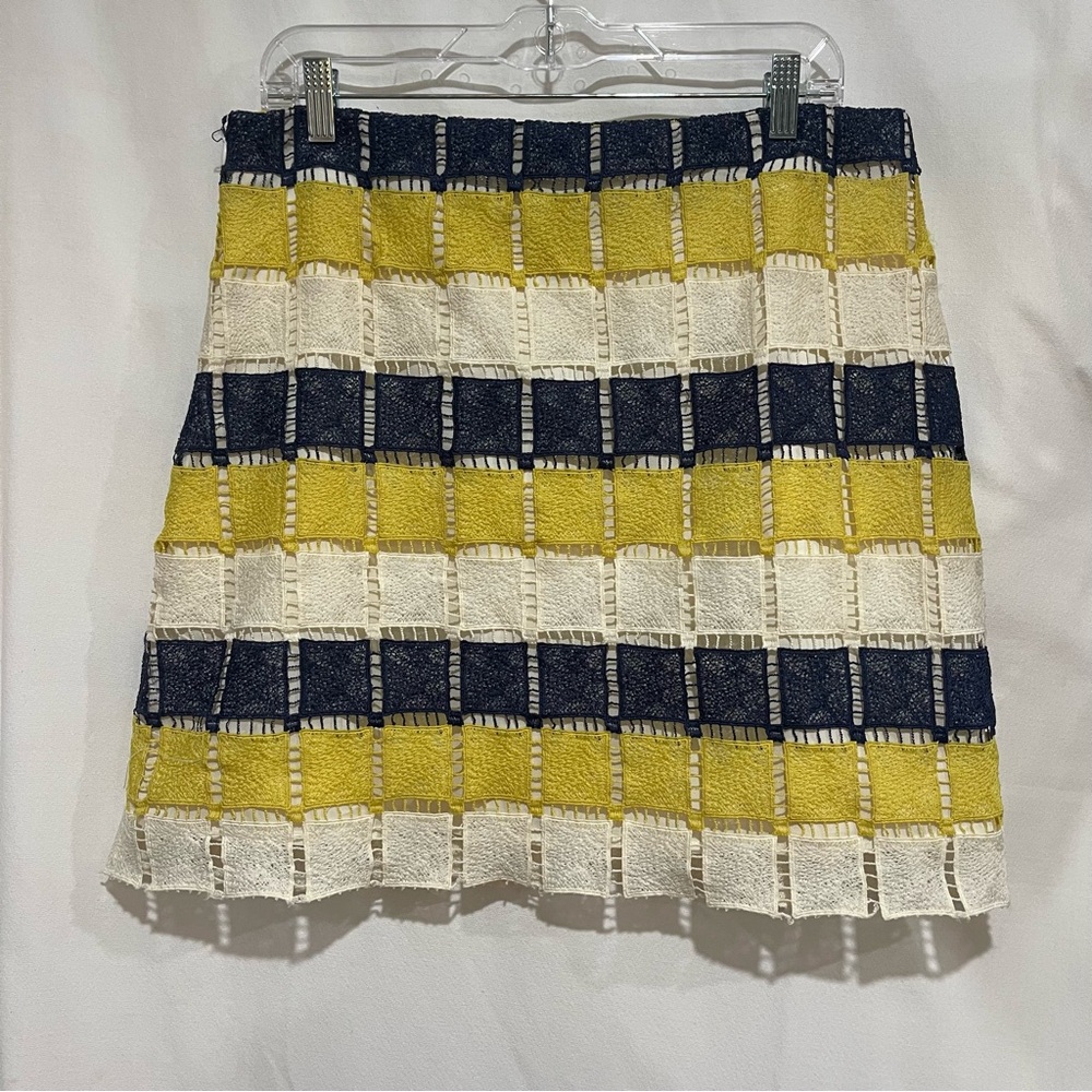 Anthropologie Hutch Women’s mini Skirt Blue/Yellow Crochet Patterned Size 12